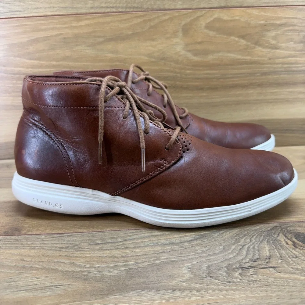 Cole Haan Grand Tour Chukka Boots Mens 9 M Brown Leather Business Casual Modern